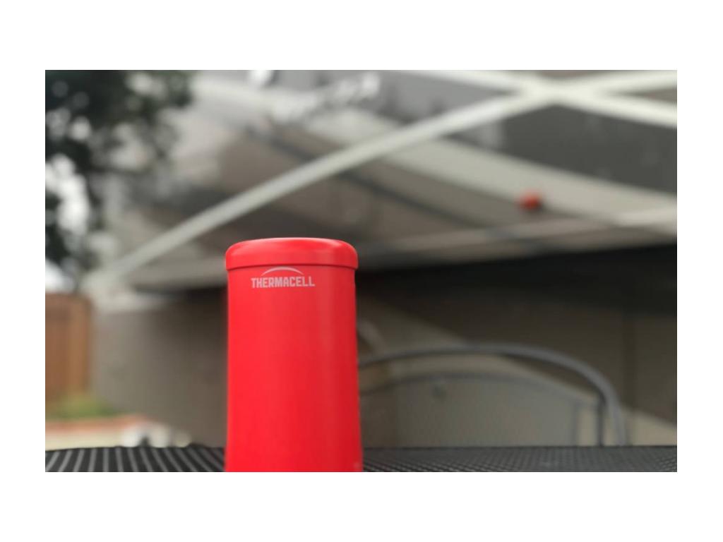 Detail view Thermacell patio shield to protect campers from summer pests