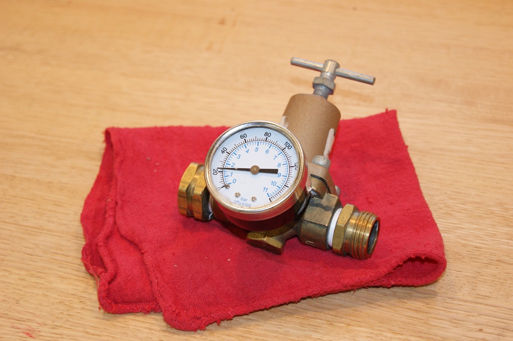 Watts Adjustable FL263A Pressure Regulator.